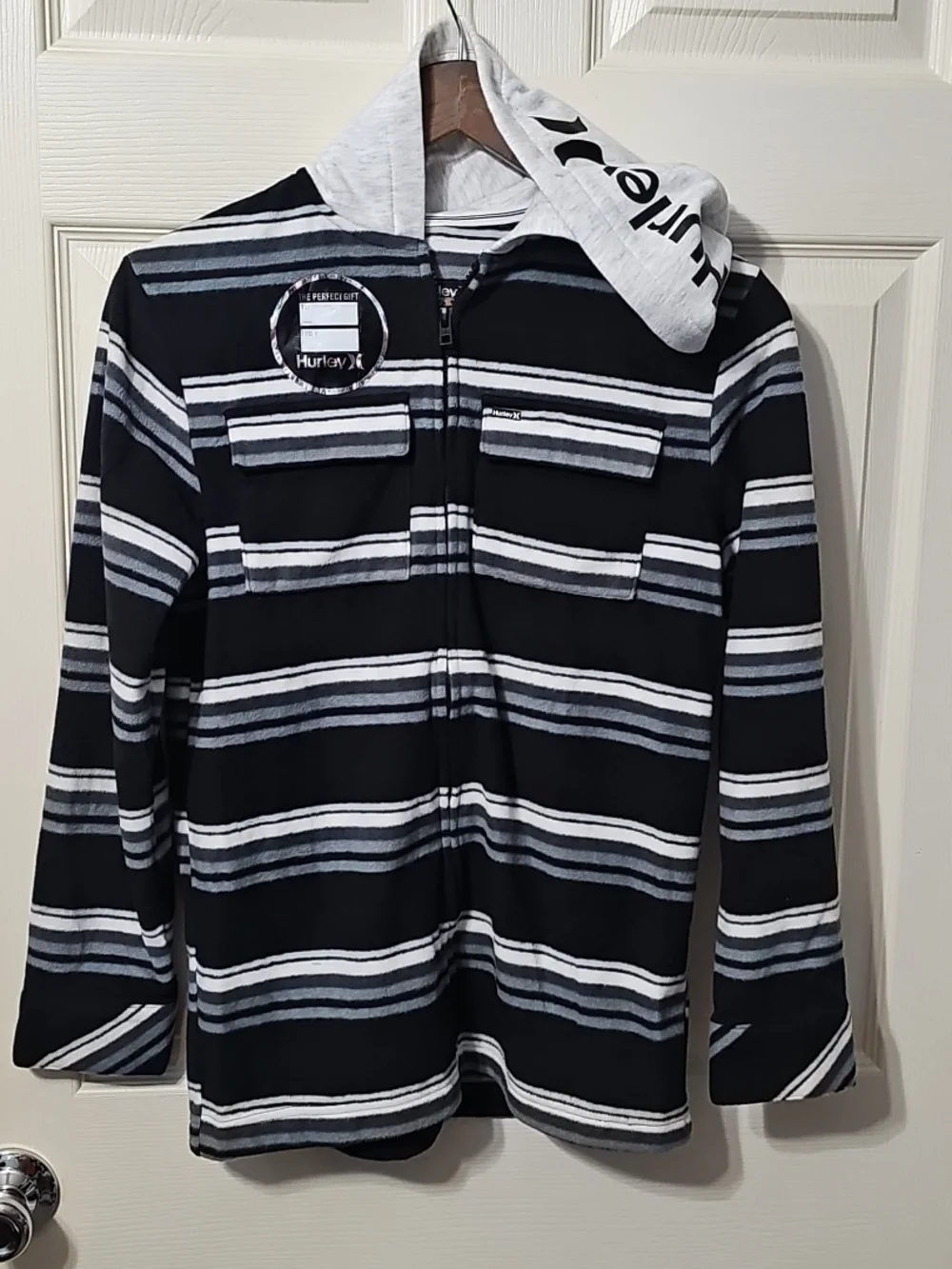 Hurley‎ Fleece Hoody Black/Gray Double Chest Pocketed Youth Large NWOT BB2